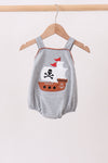 Gray Ship Applique Bubble