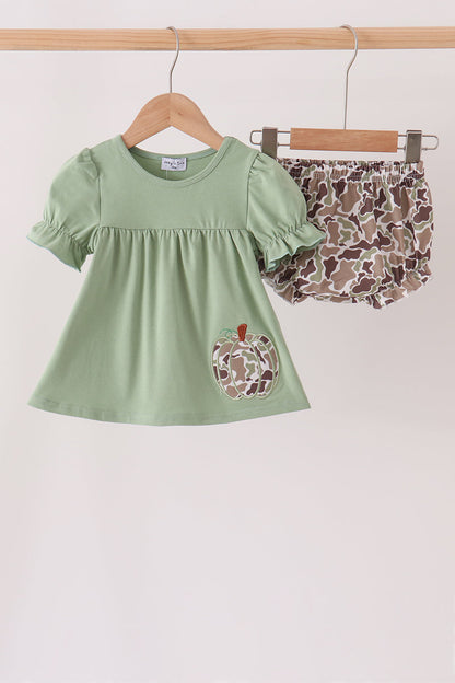 Camo Pumpkin Applique Bloomer Set