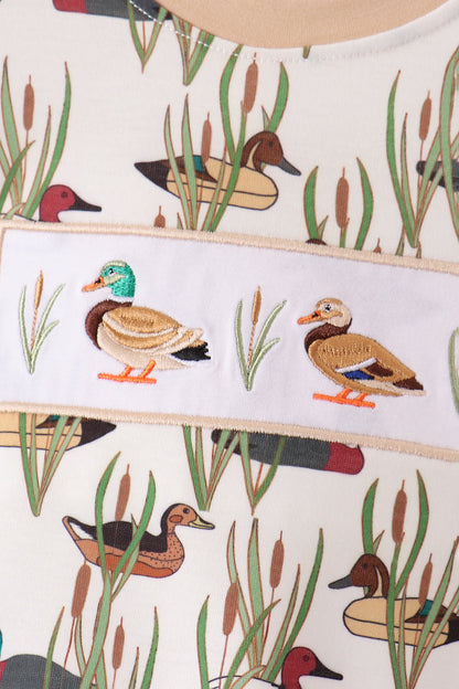 Duck embroidery bubble