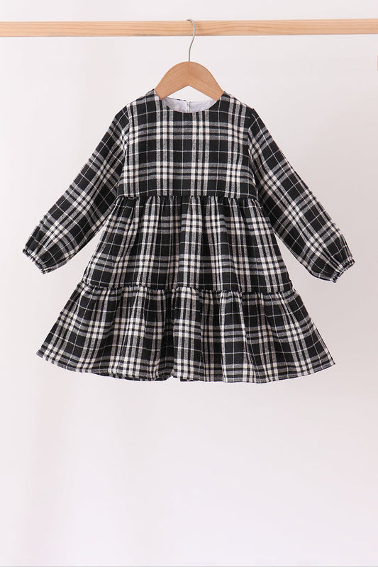 Black&white plaid dress